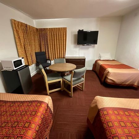 Kansan Motel Liberal Exterior photo